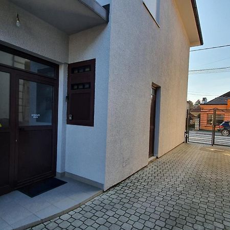 Apartments Spring Čačak Extérieur photo