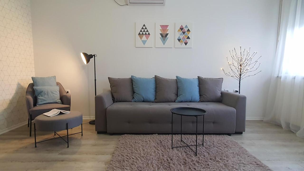 Apartments Spring Čačak Extérieur photo