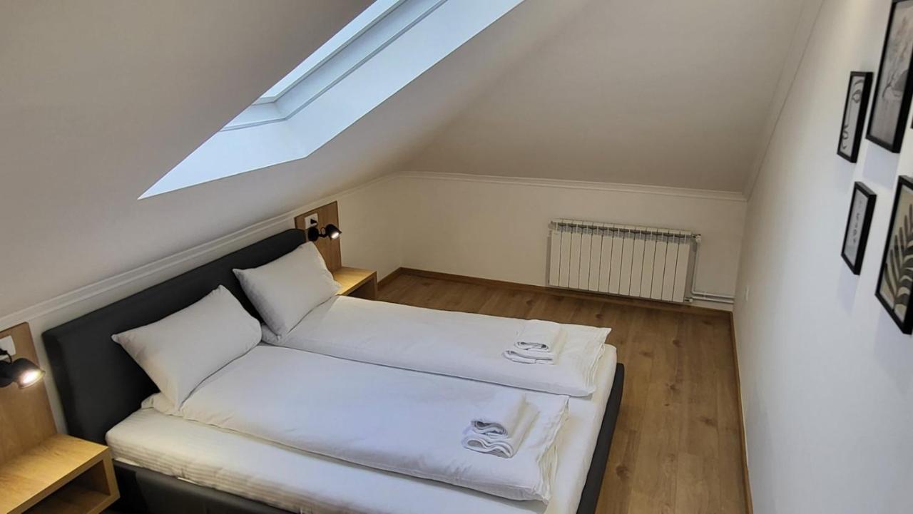 Apartments Spring Čačak Extérieur photo