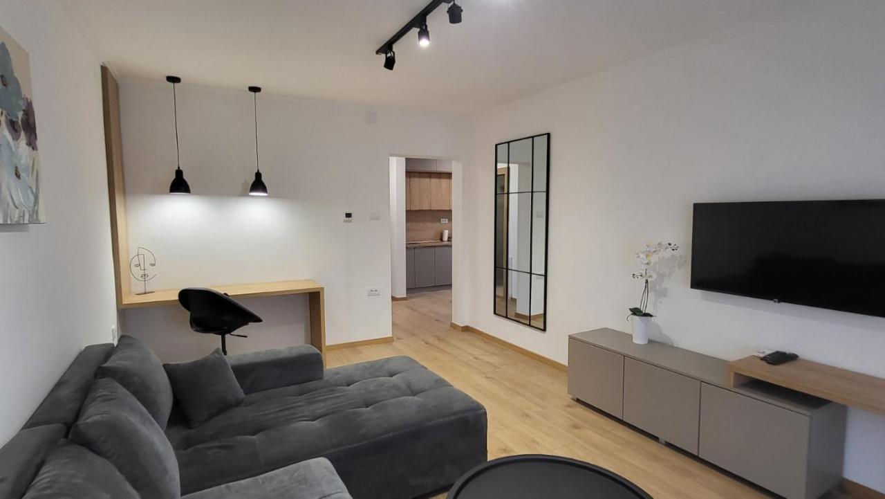 Apartments Spring Čačak Extérieur photo