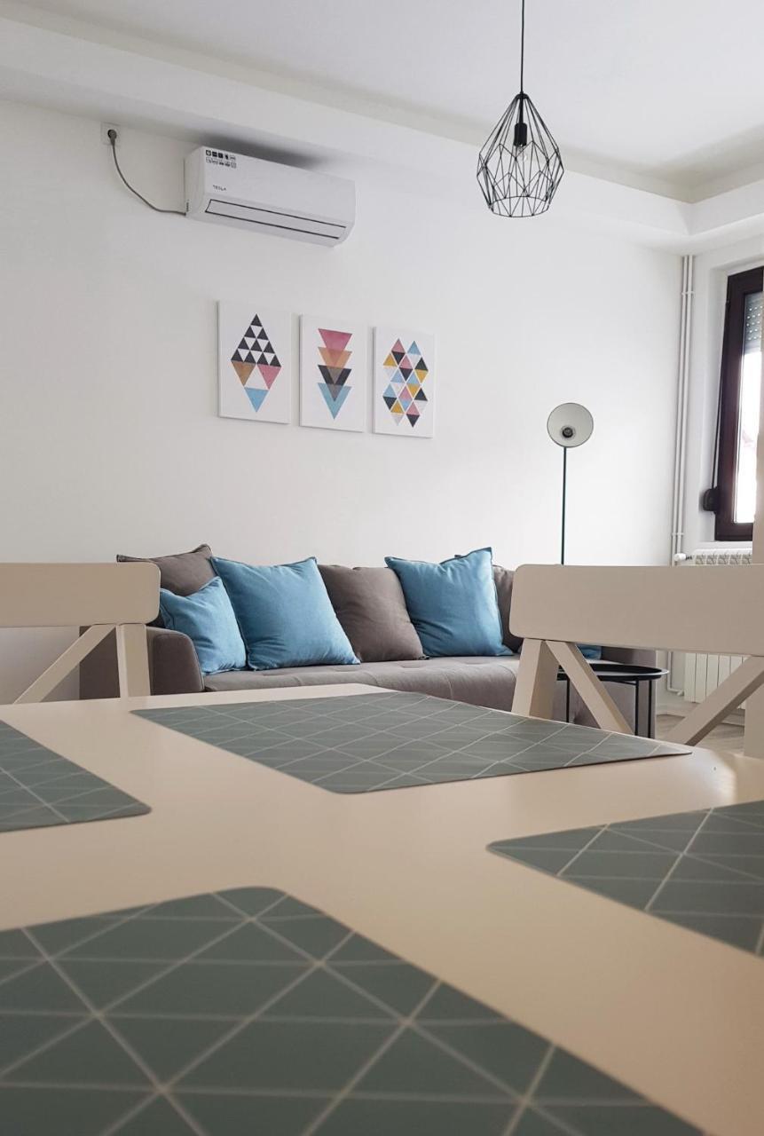 Apartments Spring Čačak Extérieur photo